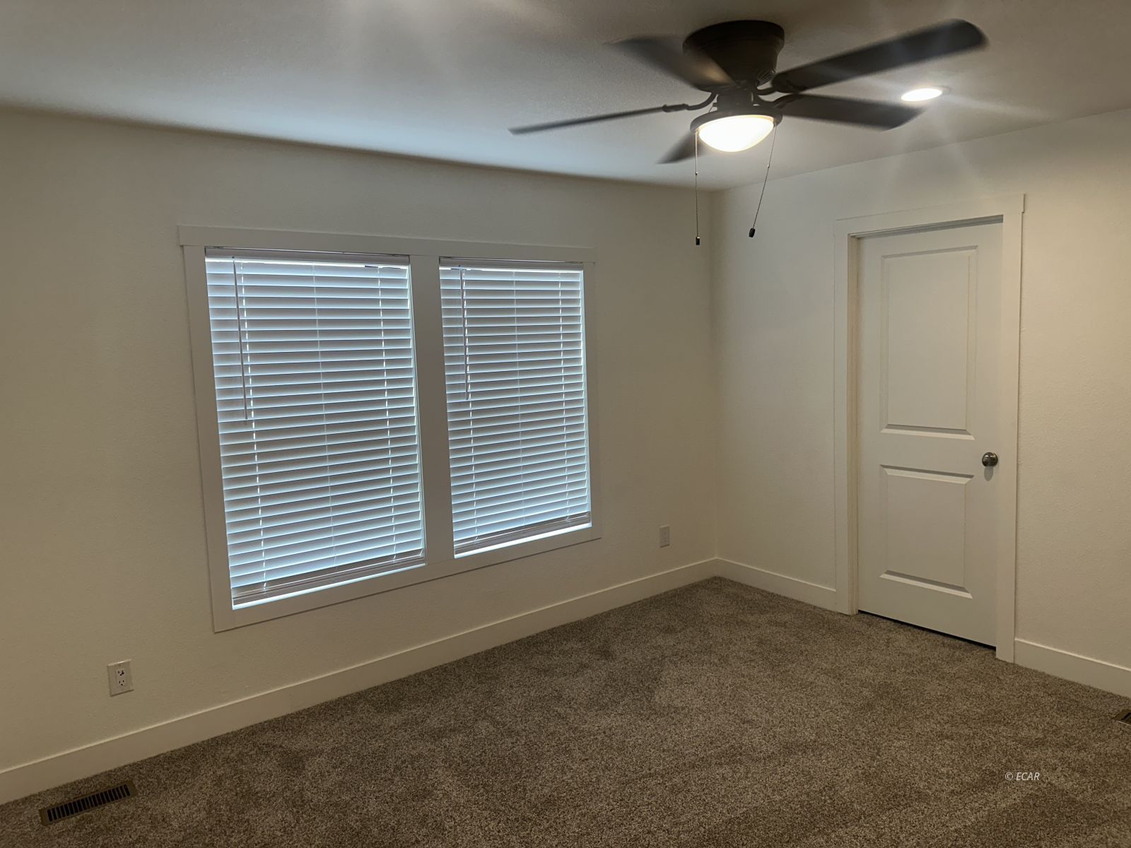 593 Kimble Lane Property Photo 9