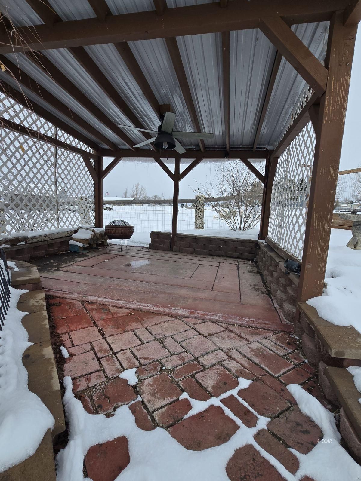 873 Black Oak Drive Property Photo 4