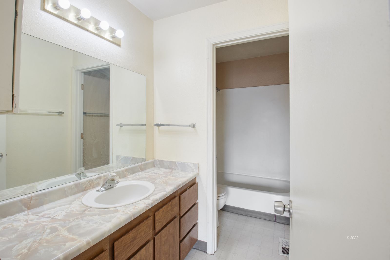 1625 Clarkson Drive 39 Property Photo 11