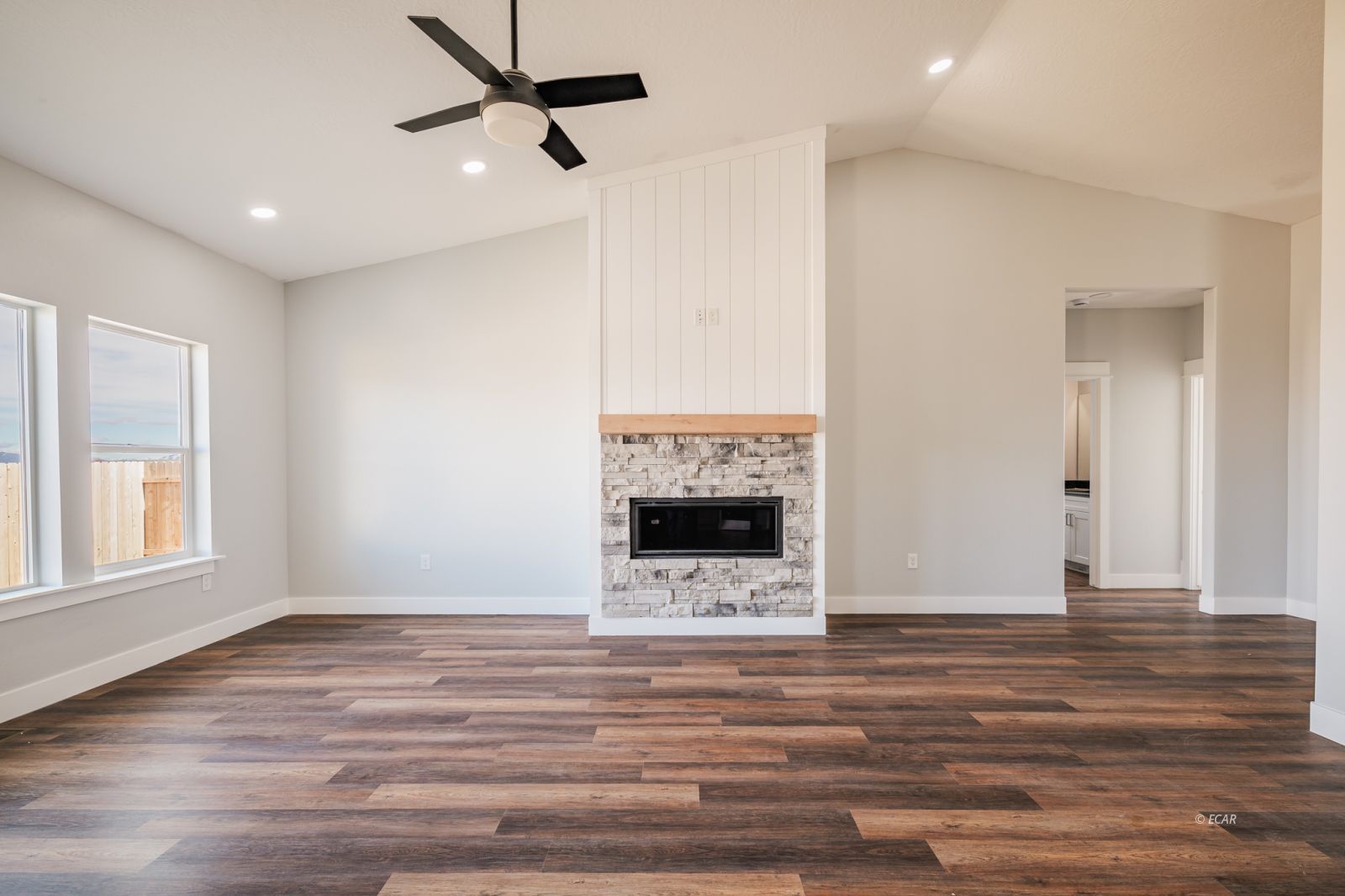 2045 Eagle Ridge Loop 12 Property Photo 3