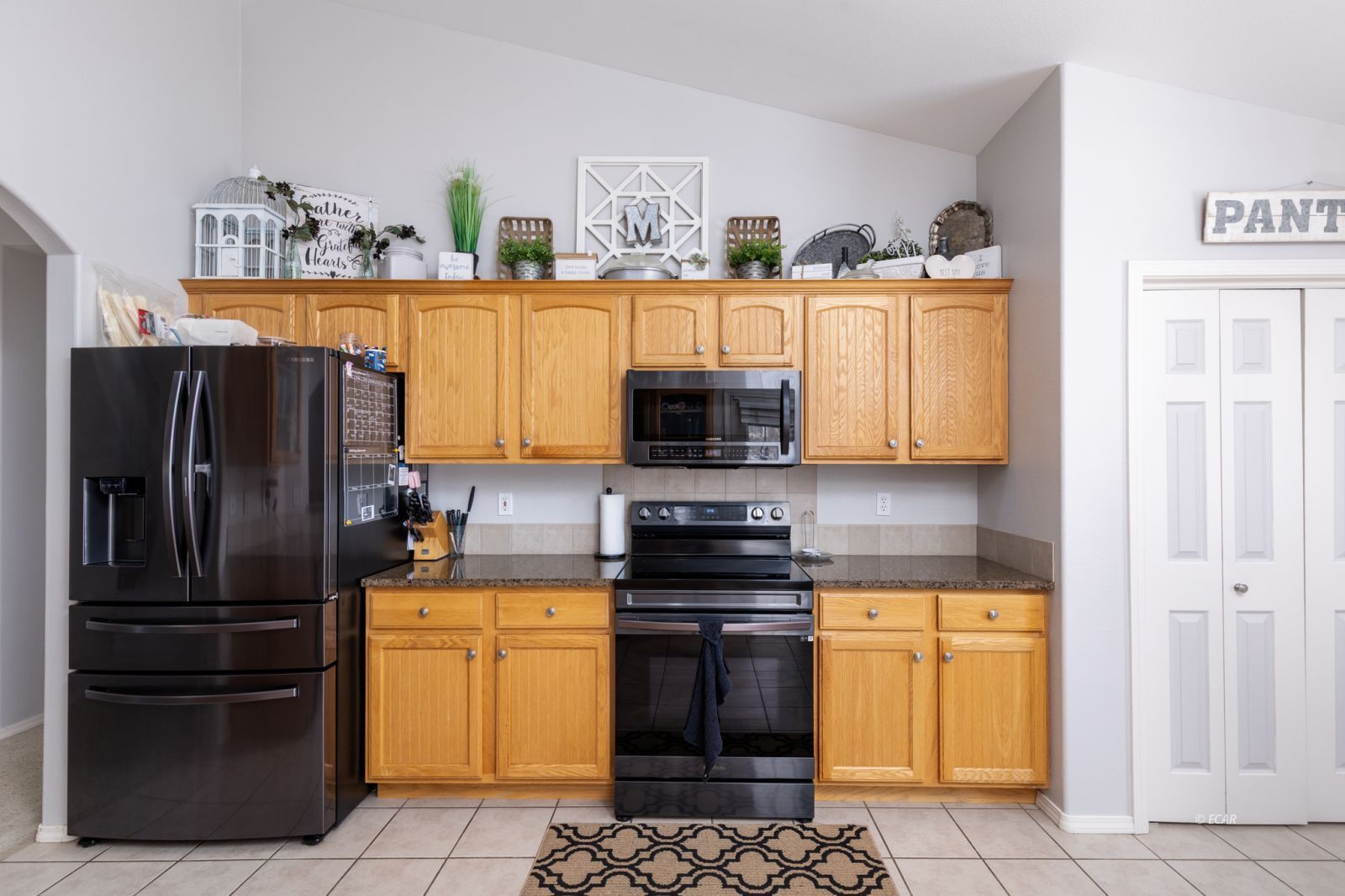 1821 Sequoia Drive Property Photo 11