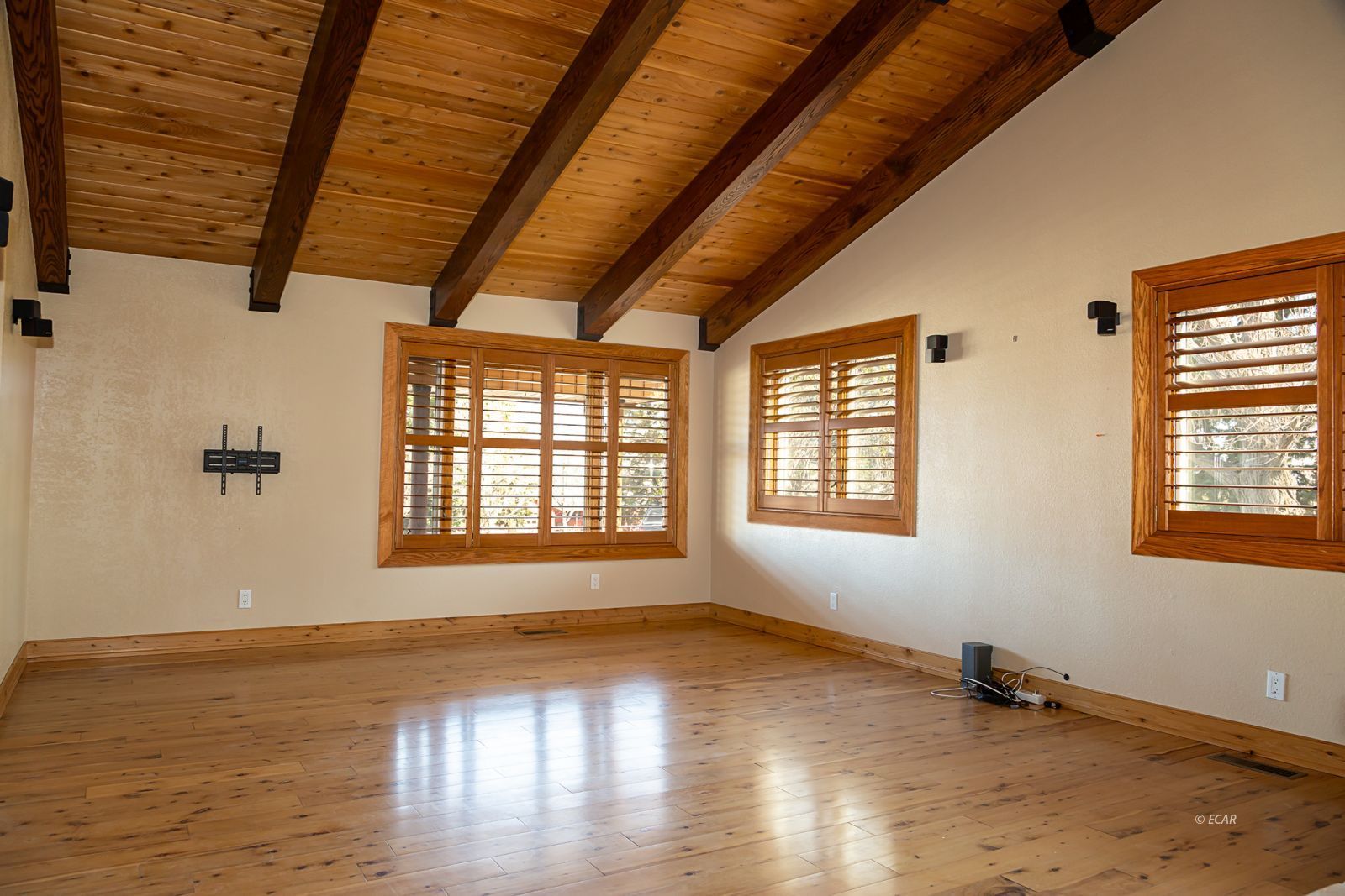 2110 Pratt Dr. Drive Property Photo 13