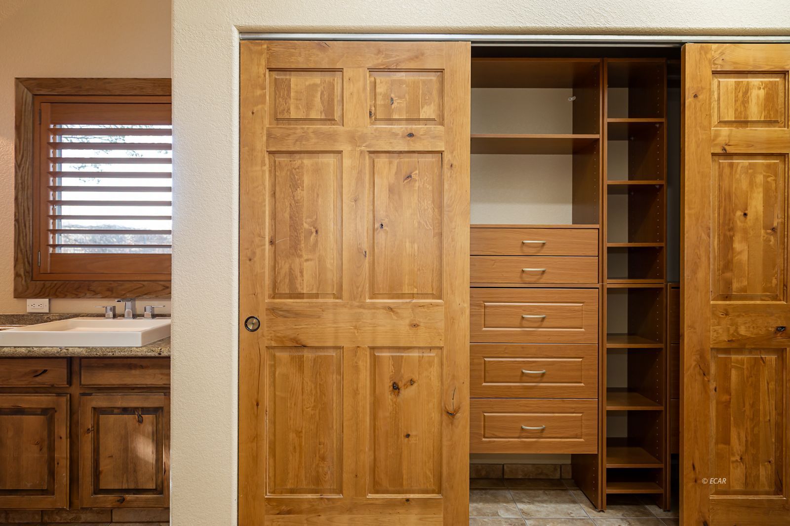 2110 Pratt Dr. Drive Property Photo 24