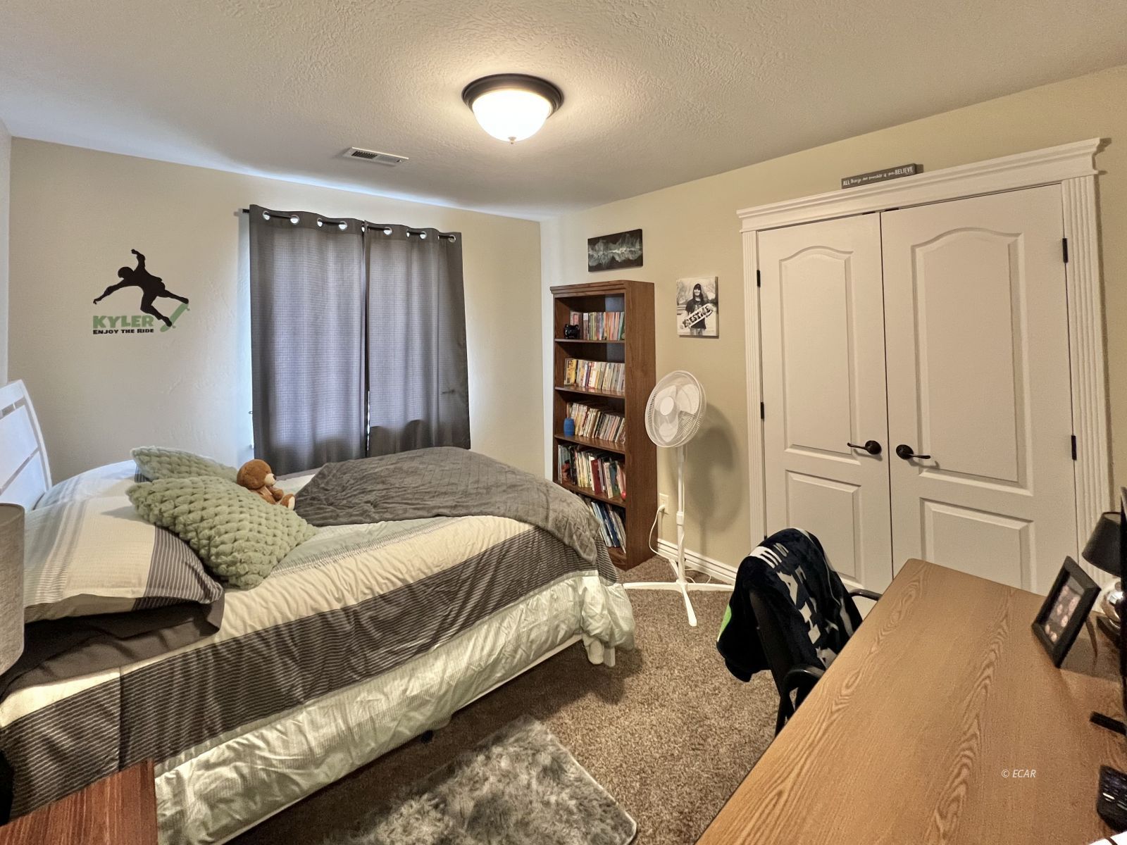 878 Blue Jay Drive Property Photo 19