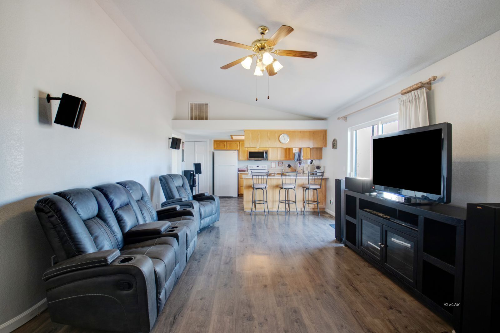 178 Edgewood Lane Property Photo 6