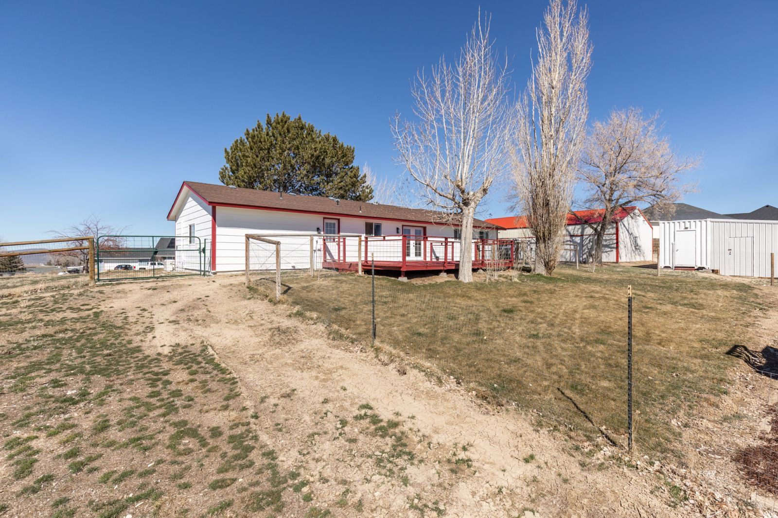 490 Ashcroft Drive Property Photo 40