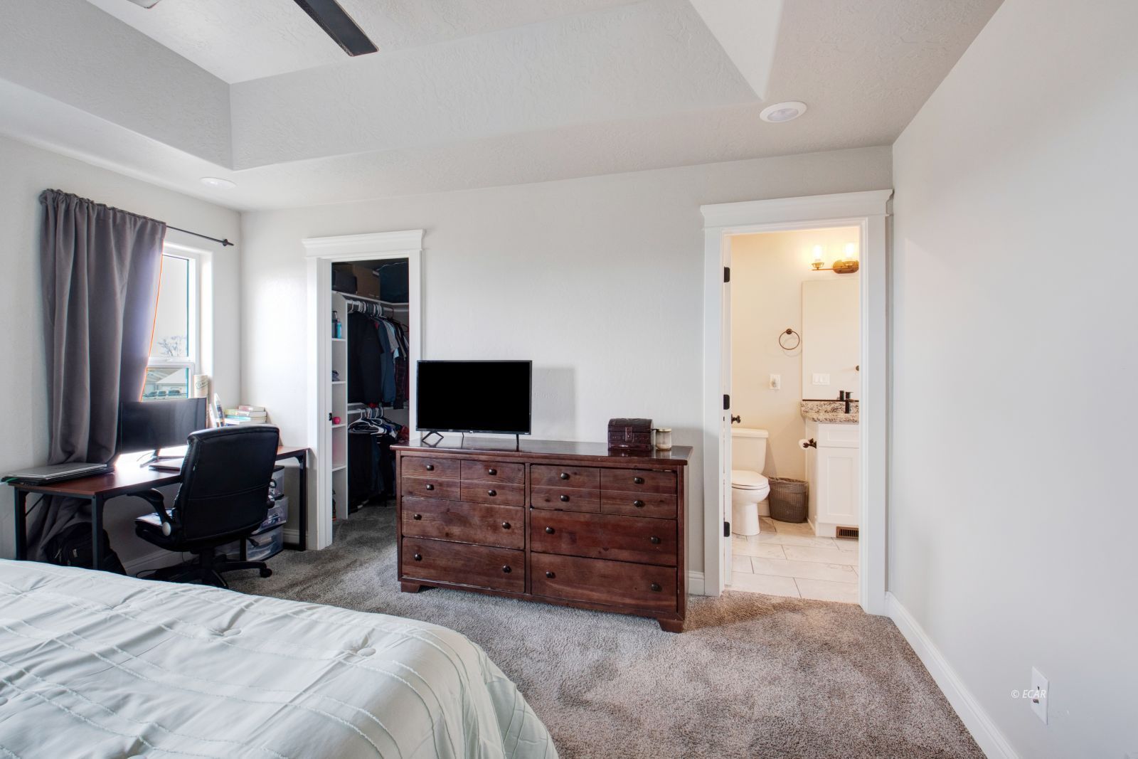 388 Parkchester Drive Property Photo 23