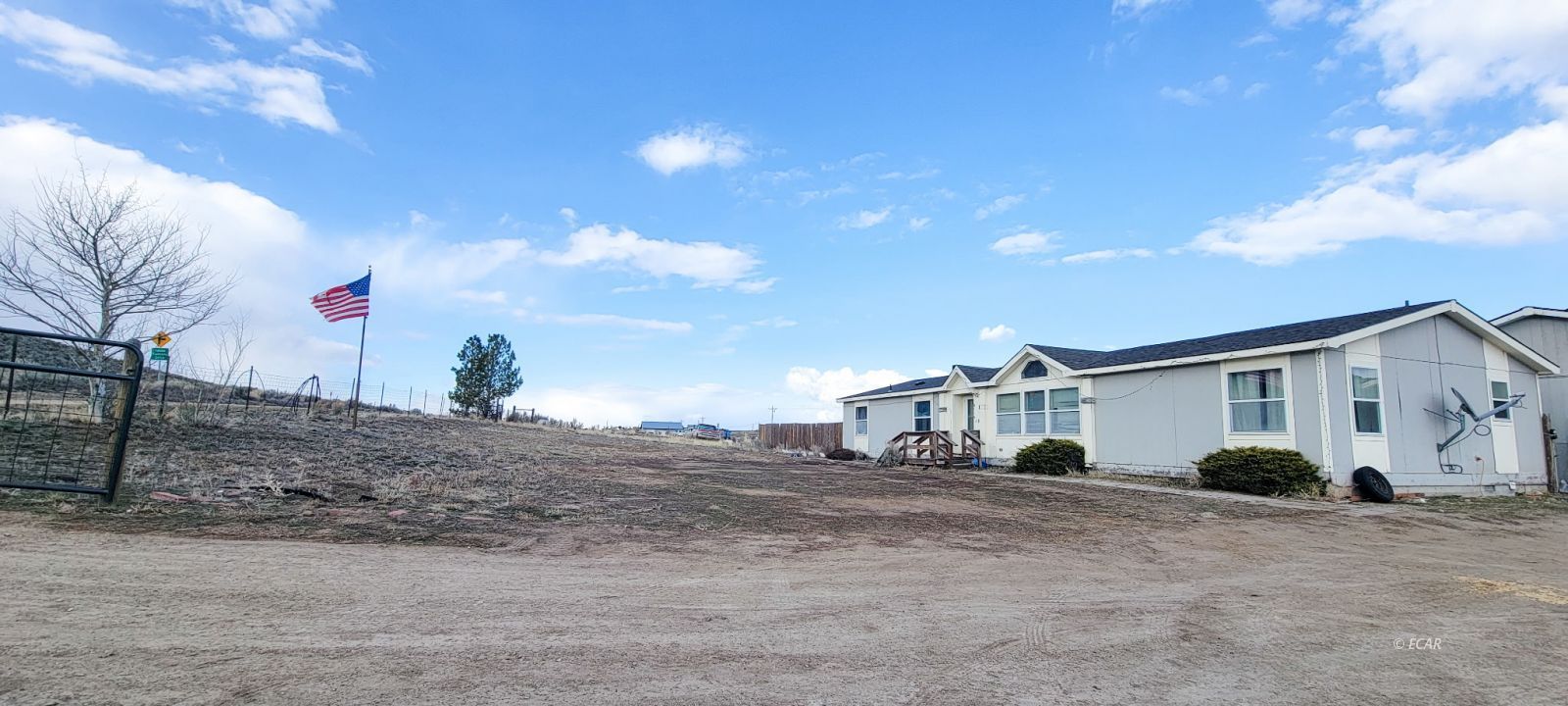 8114 Honey Do Road Property Photo 6