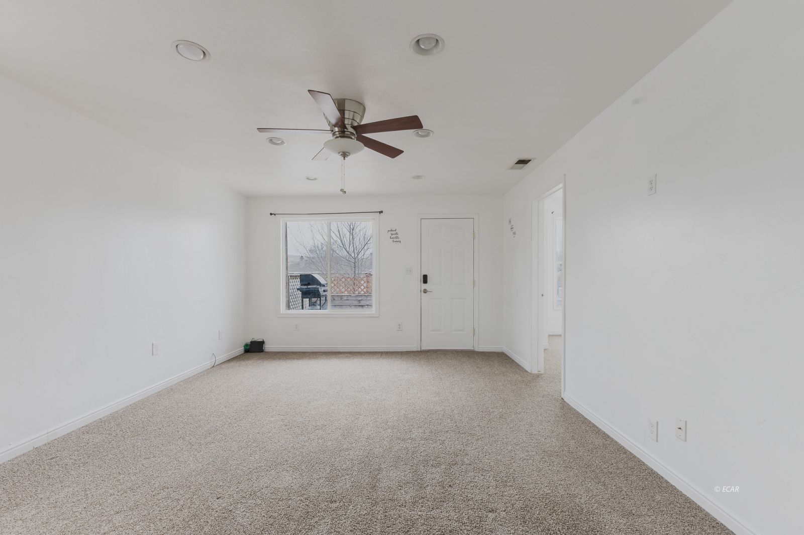 914 Hamilton Street Property Photo 4