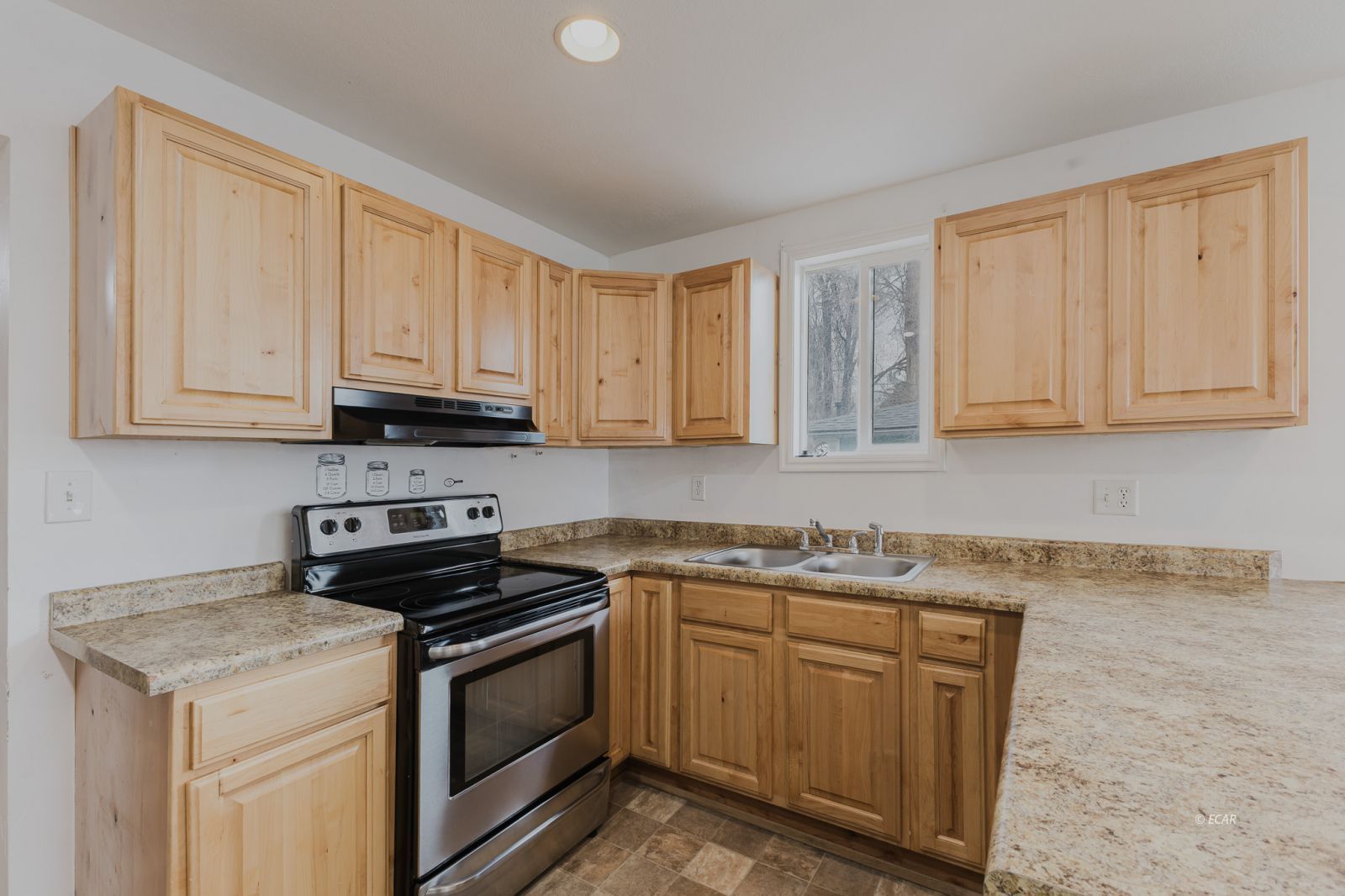 914 Hamilton Street Property Photo 10