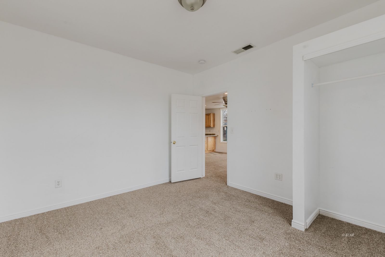 914 Hamilton Street Property Photo 12
