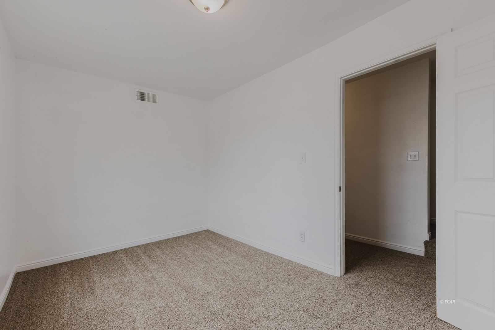 914 Hamilton Street Property Photo 16