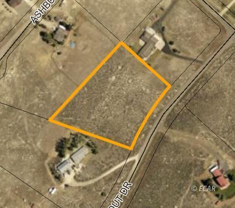 327 Lookout Drive Property Photo 2