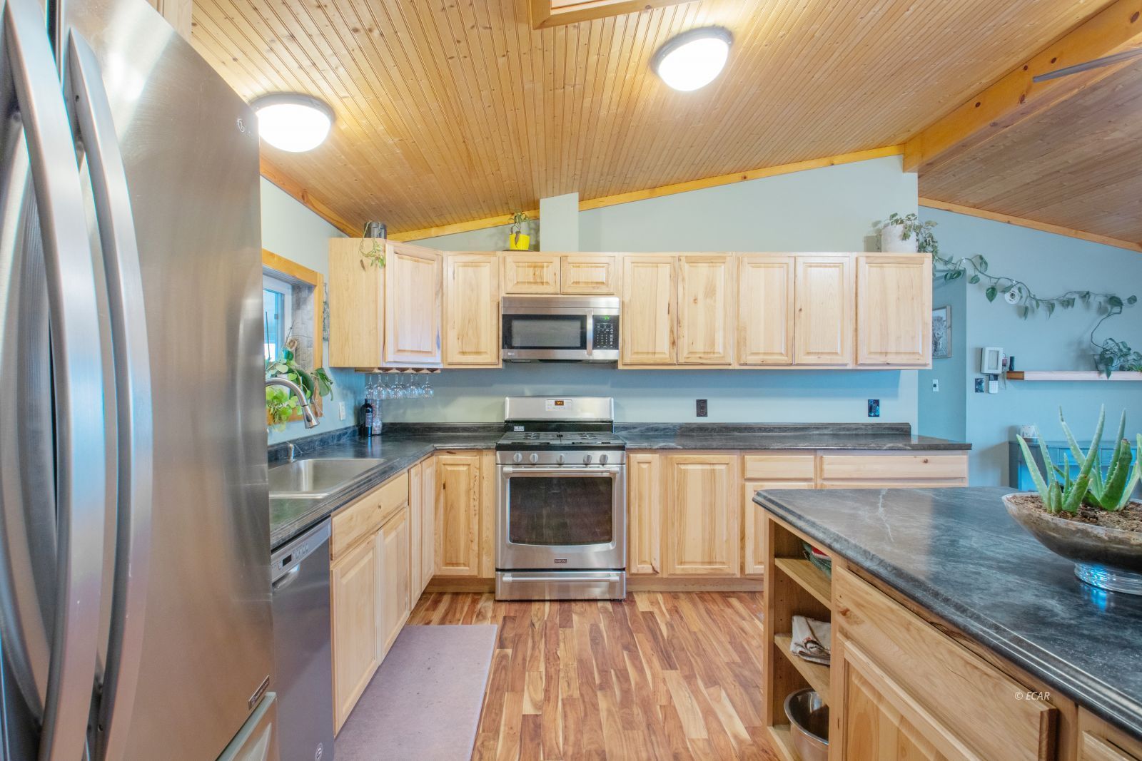 588 Karval Drive Property Photo 15