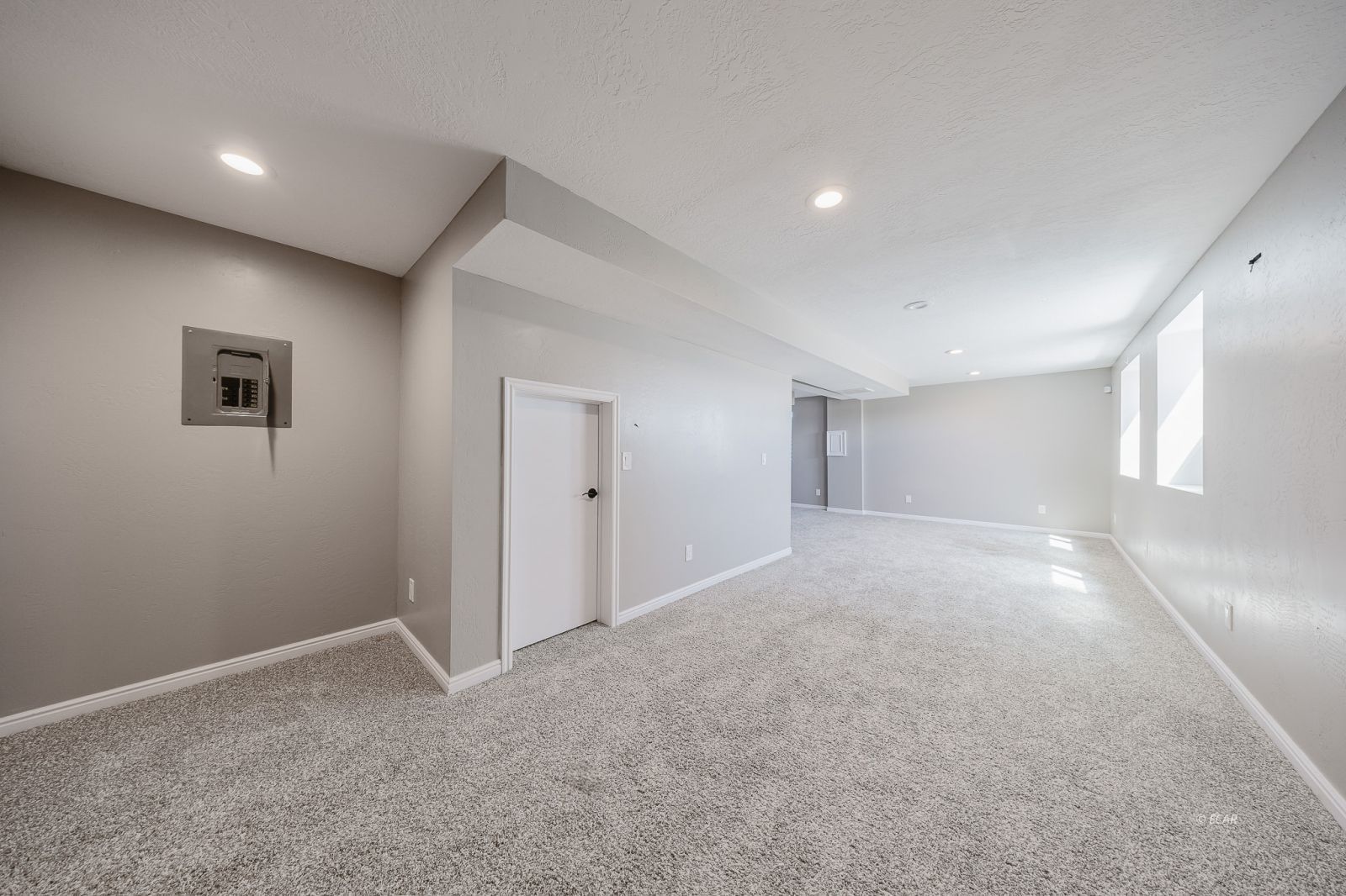 384 Ashburn Drive Property Photo 25