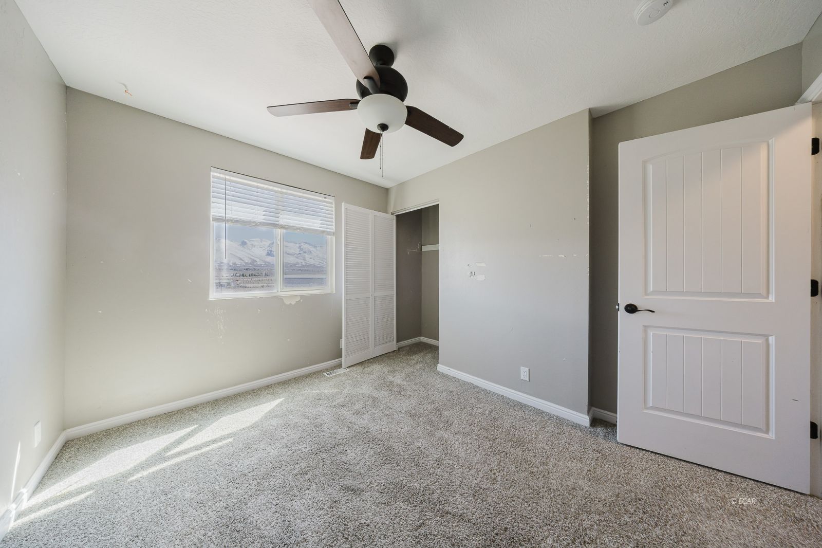 384 Ashburn Drive Property Photo 31