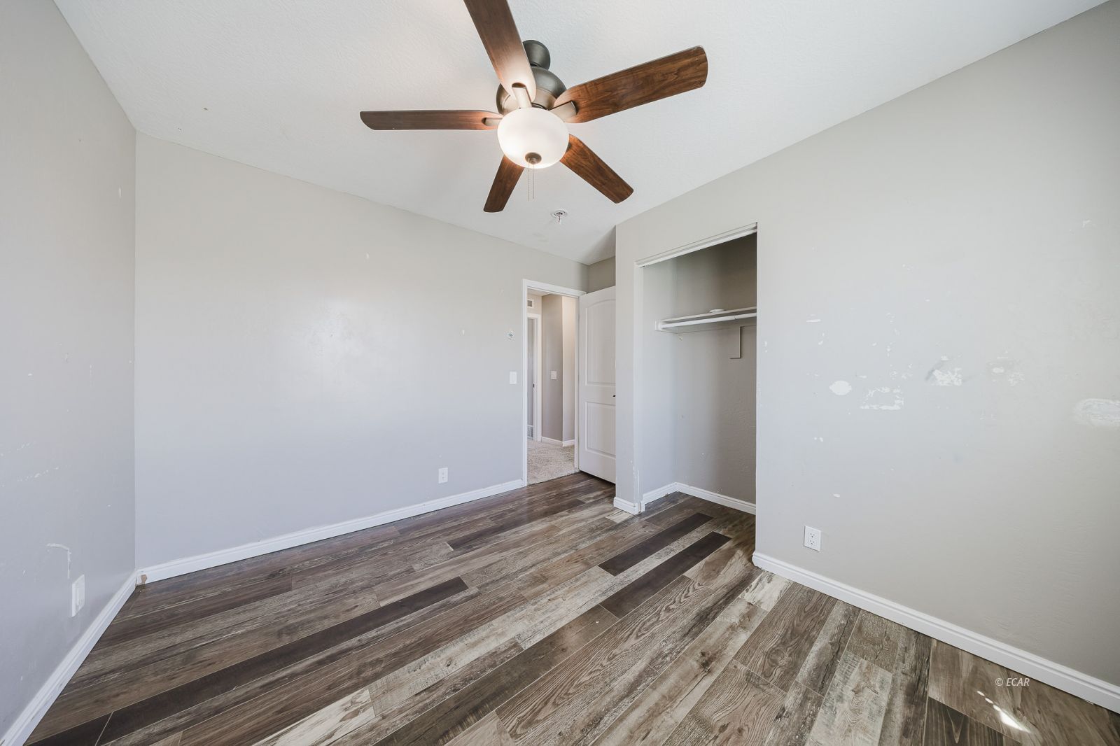 384 Ashburn Drive Property Photo 34