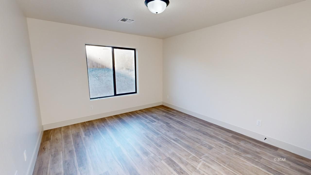 2619 Platinum Drive Property Photo 9