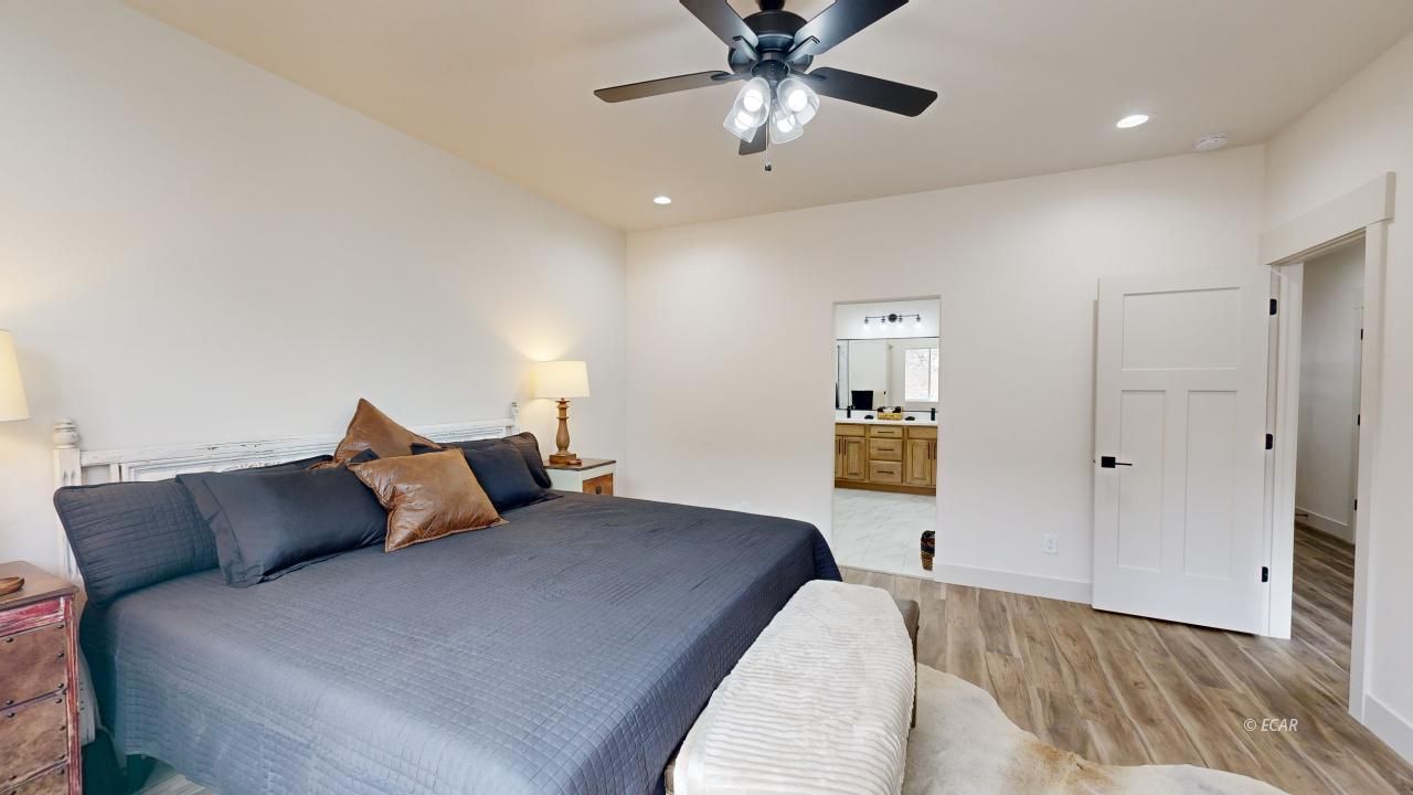 2611 Platinum Drive Property Photo 6