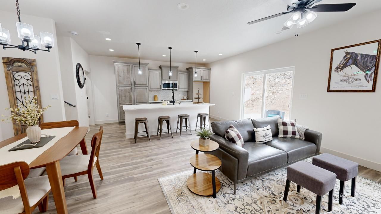 2611 Platinum Drive Property Photo 7