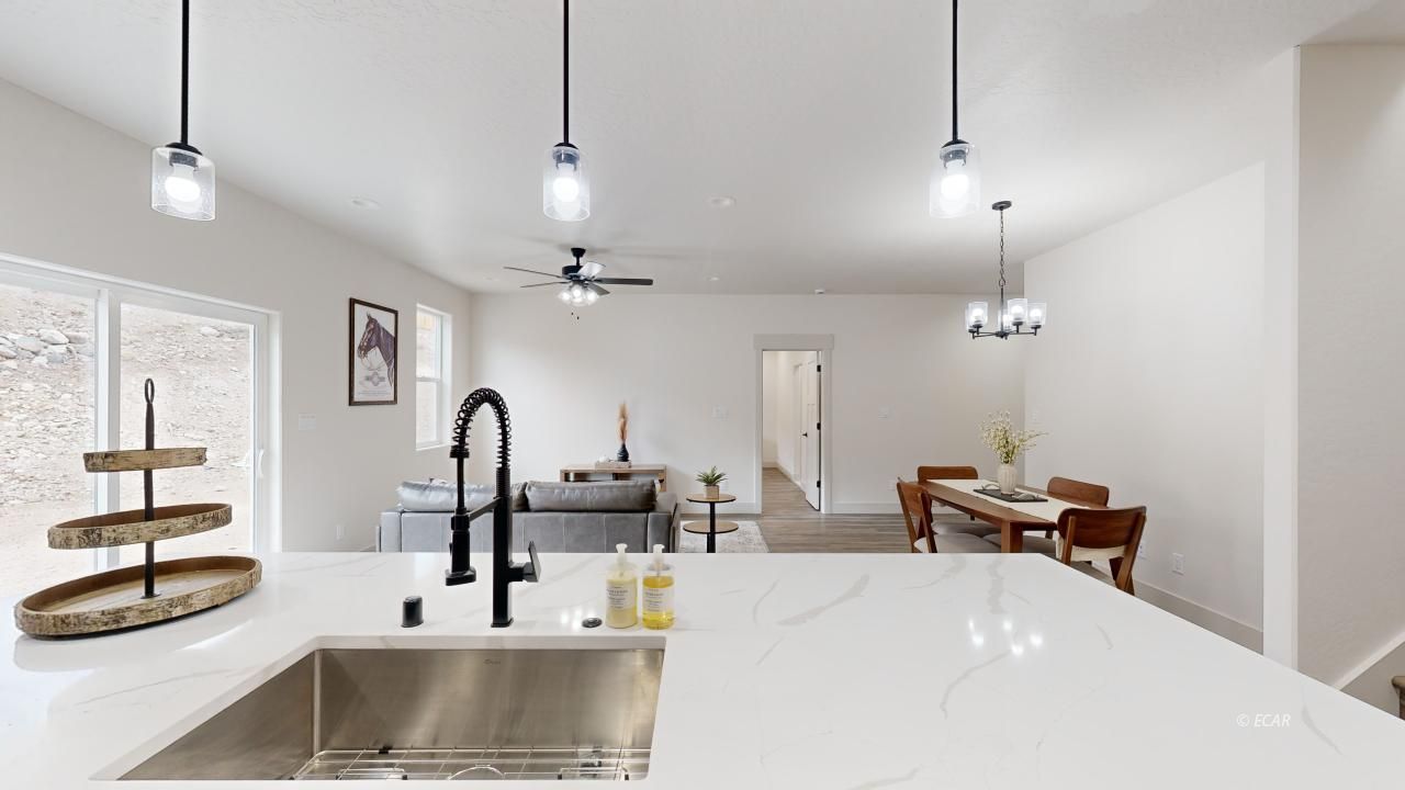 2611 Platinum Drive Property Photo 18