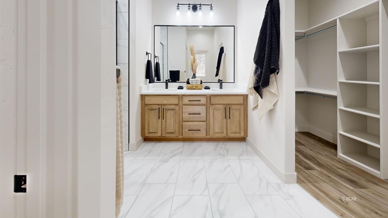 2611 Platinum Drive Property Photo 31