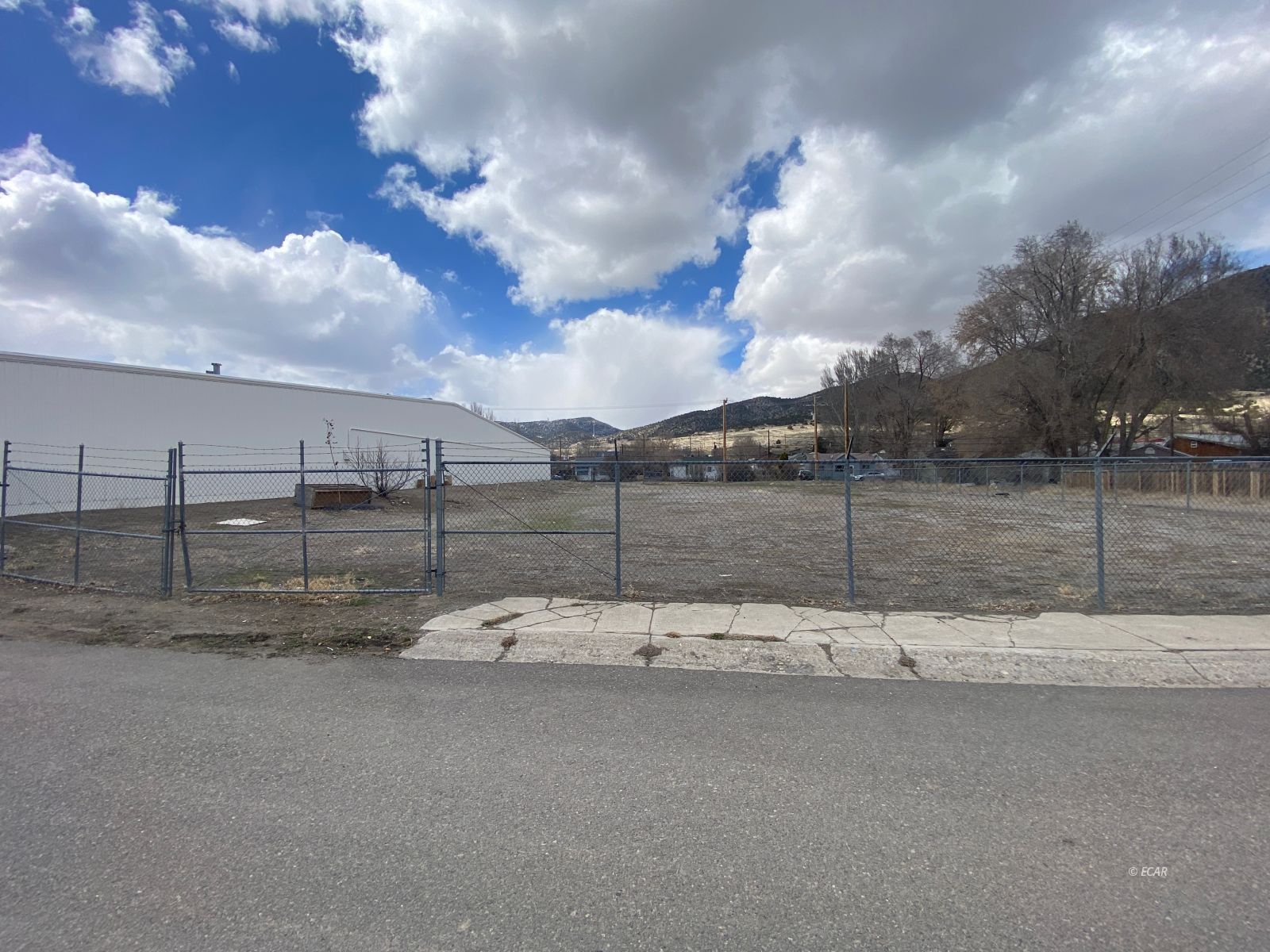 201 Ogden Avenue Property Photo 9