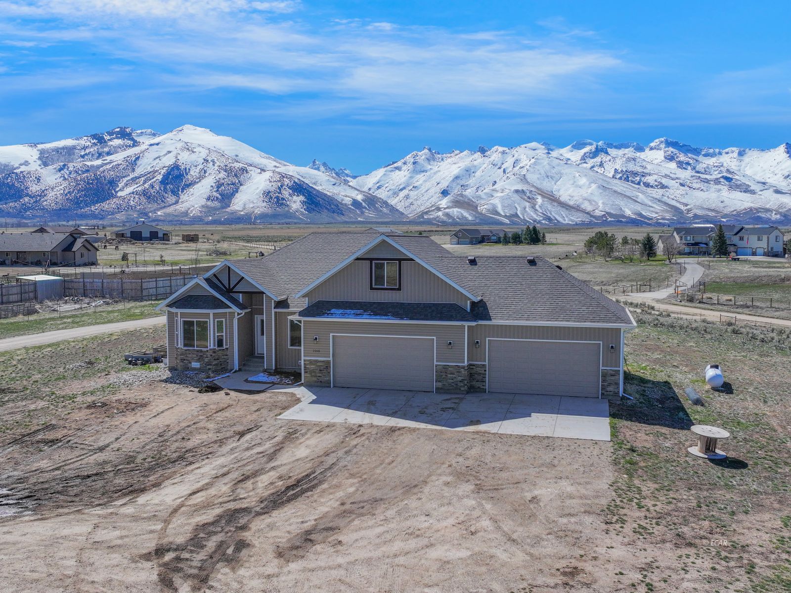2165 Hog Tommy Road Property Photo