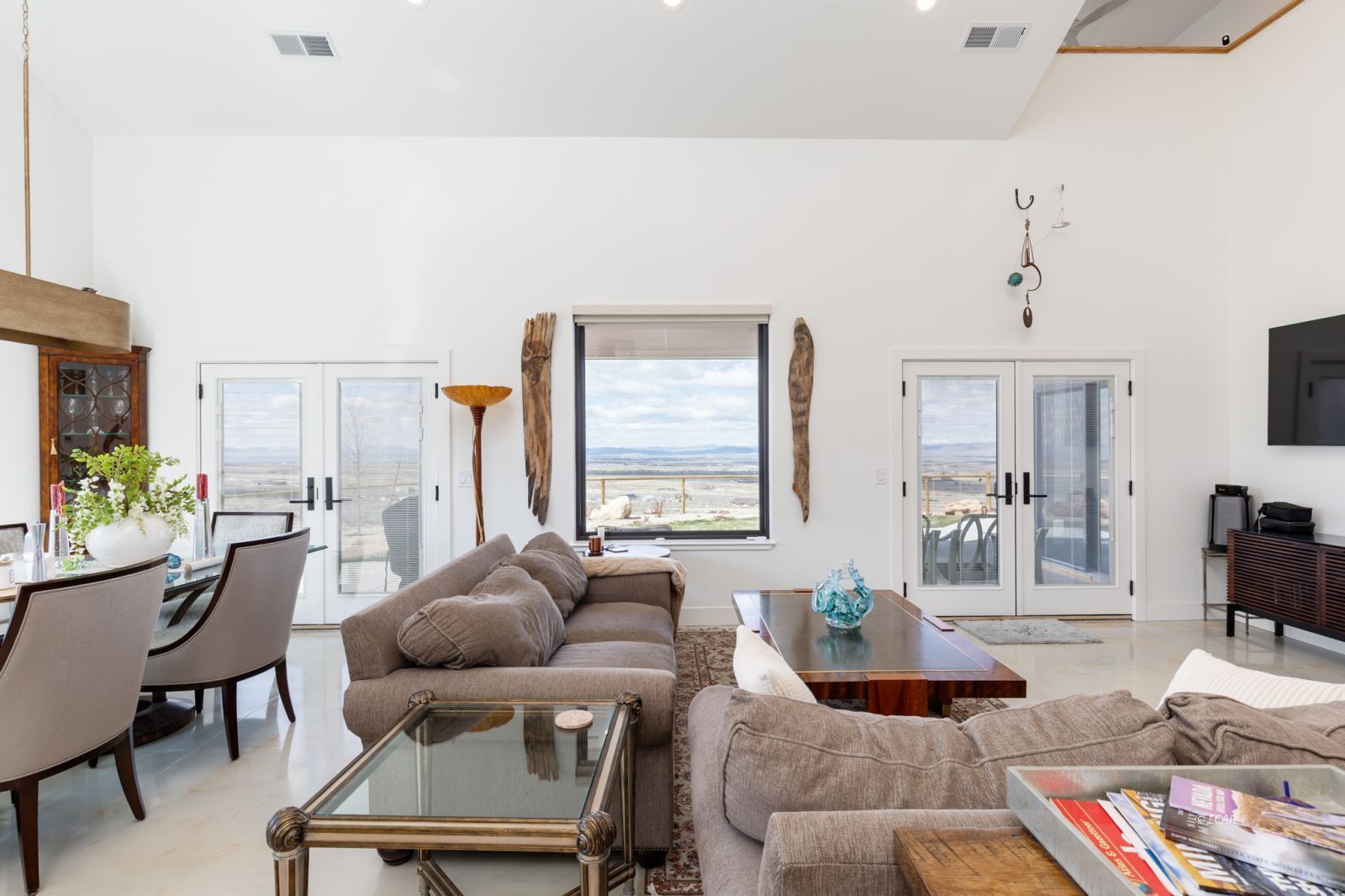 76 Foothill Drive Property Photo 14