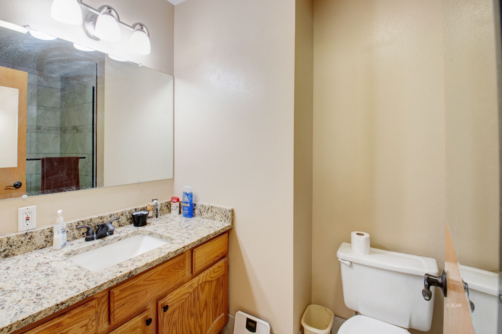 3162 Midland Drive Property Photo 12