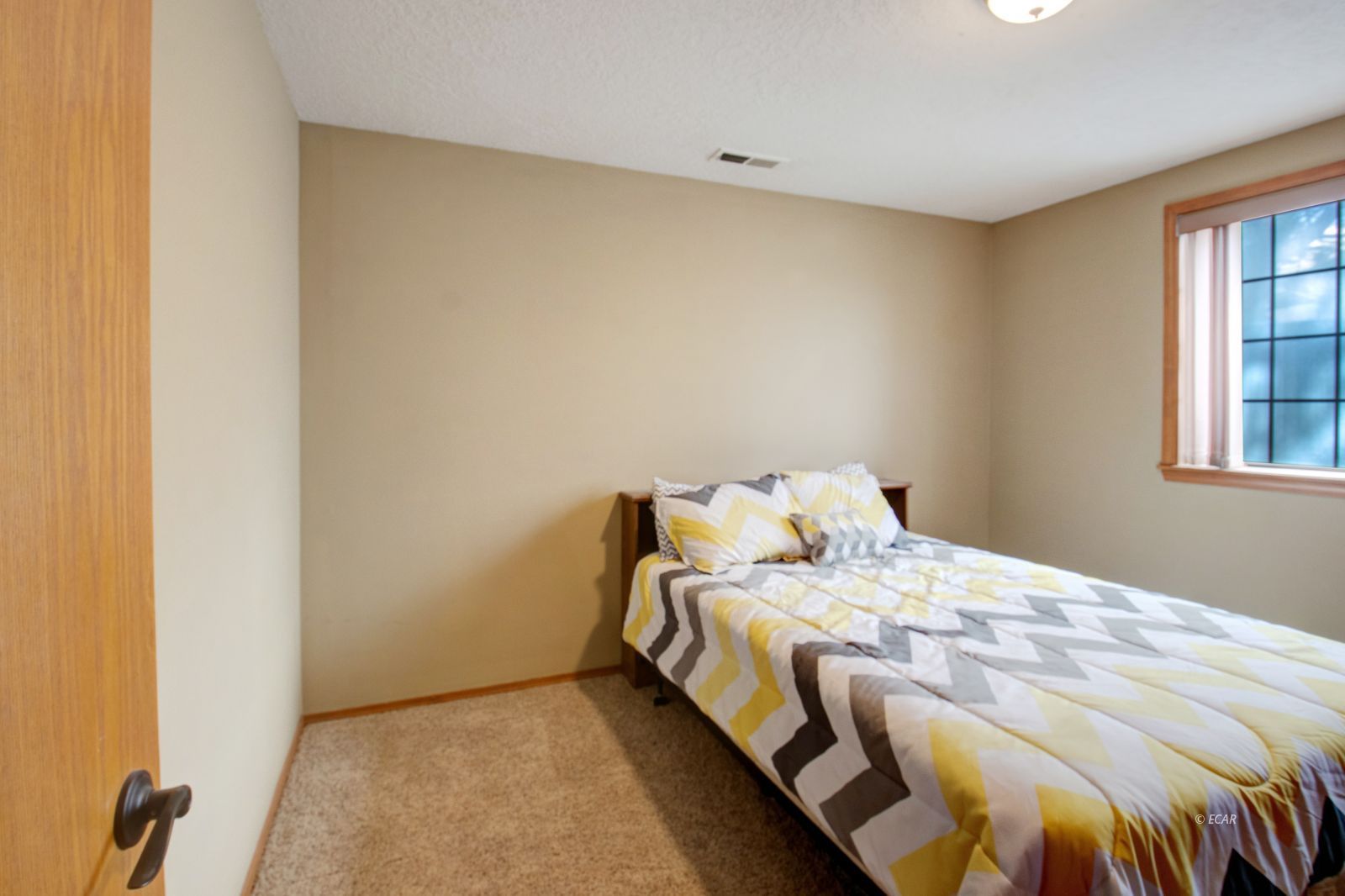 3162 Midland Drive Property Photo 21