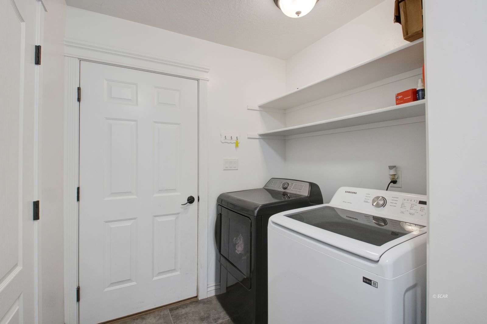 833 Black Oak Drive Property Photo 13