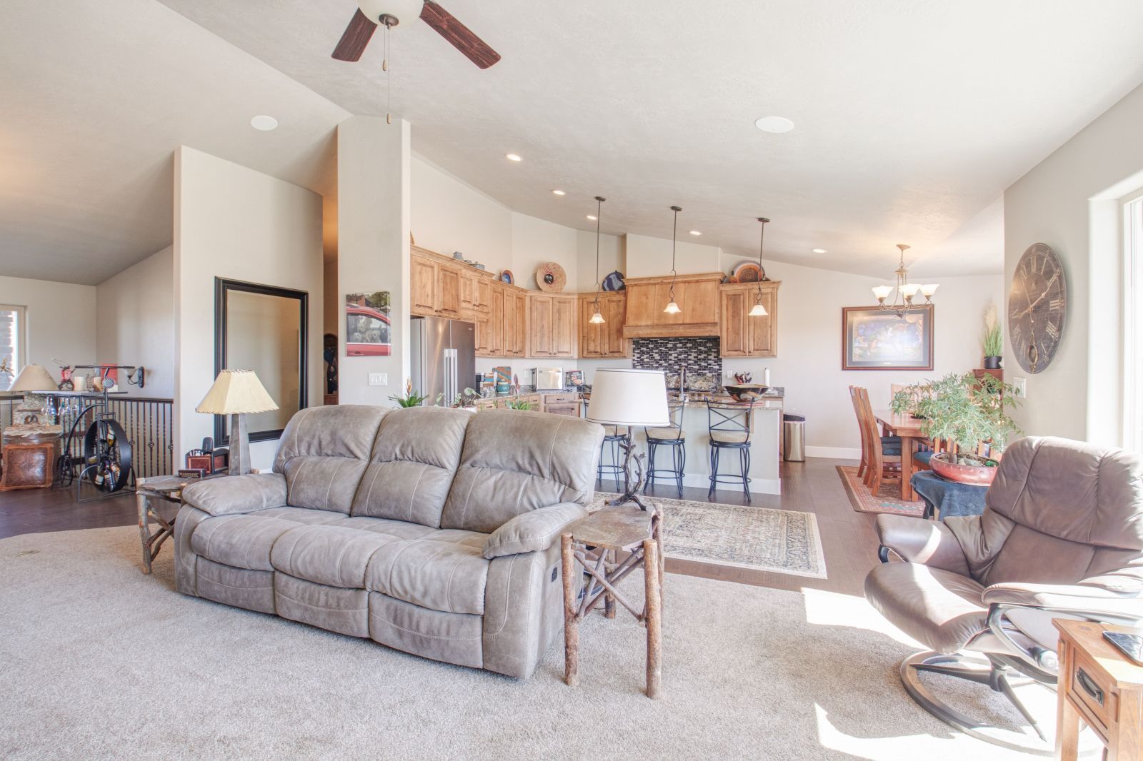 270 Fairlawn Place Property Photo 7