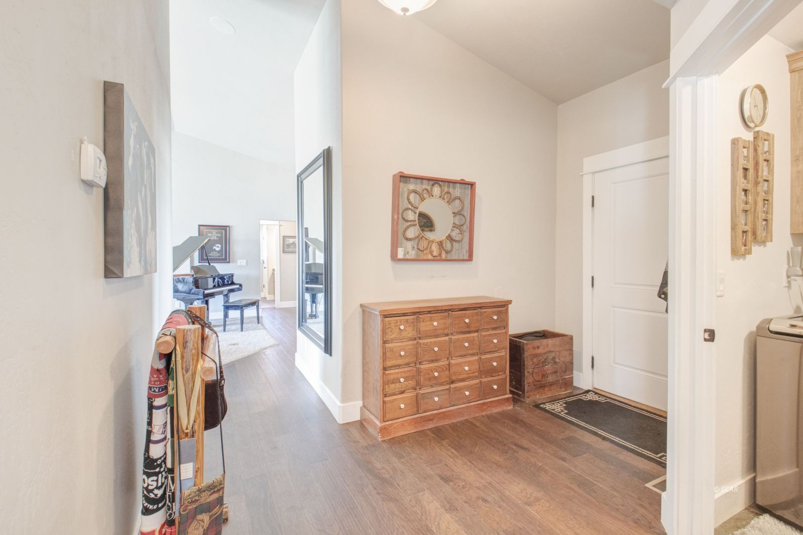 270 Fairlawn Place Property Photo 13