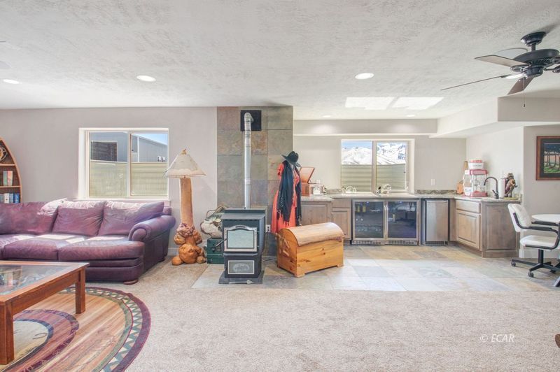 270 Fairlawn Place Property Photo 26