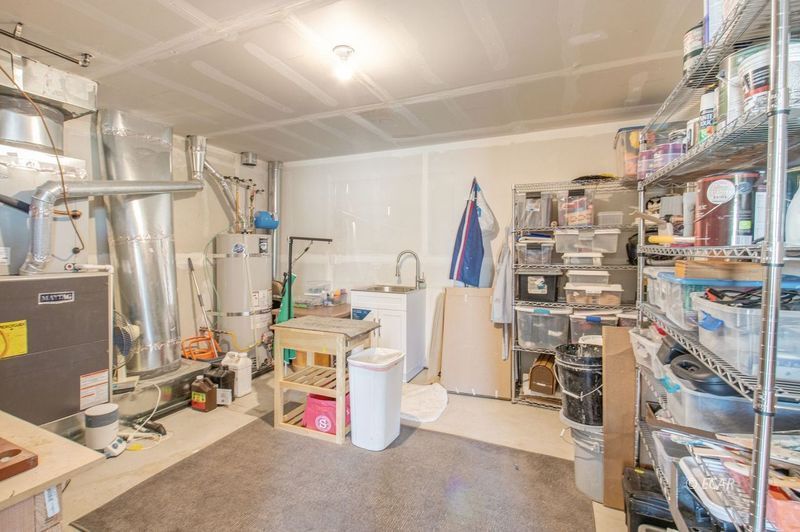 270 Fairlawn Place Property Photo 41