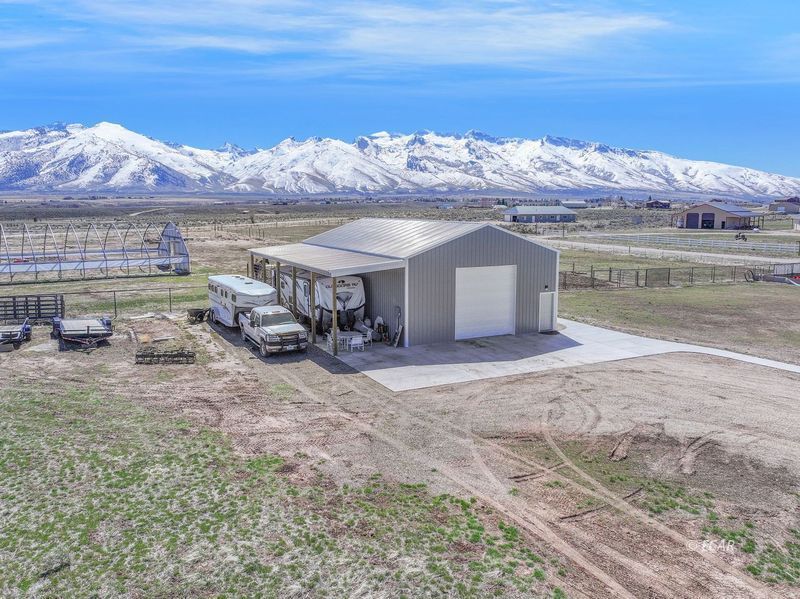 270 Fairlawn Place Property Photo 45