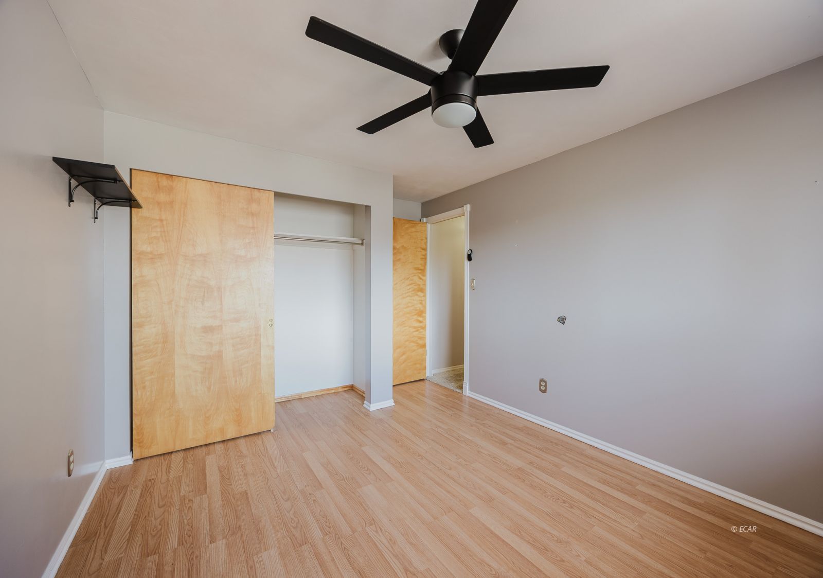 841 Hillside Drive Property Photo 11