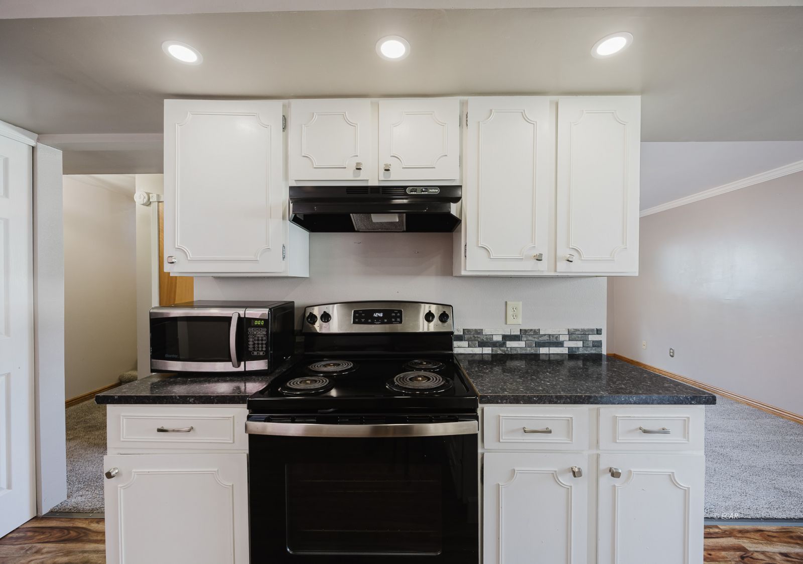 841 Hillside Drive Property Photo 19