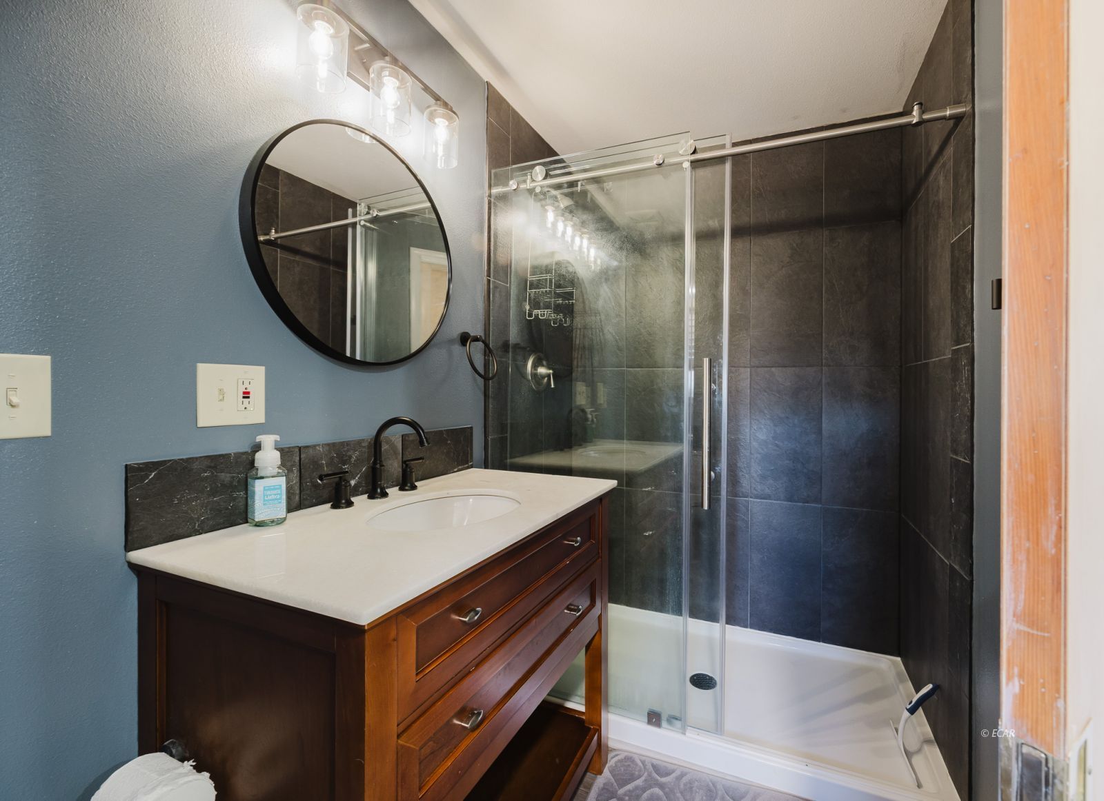 841 Hillside Drive Property Photo 37