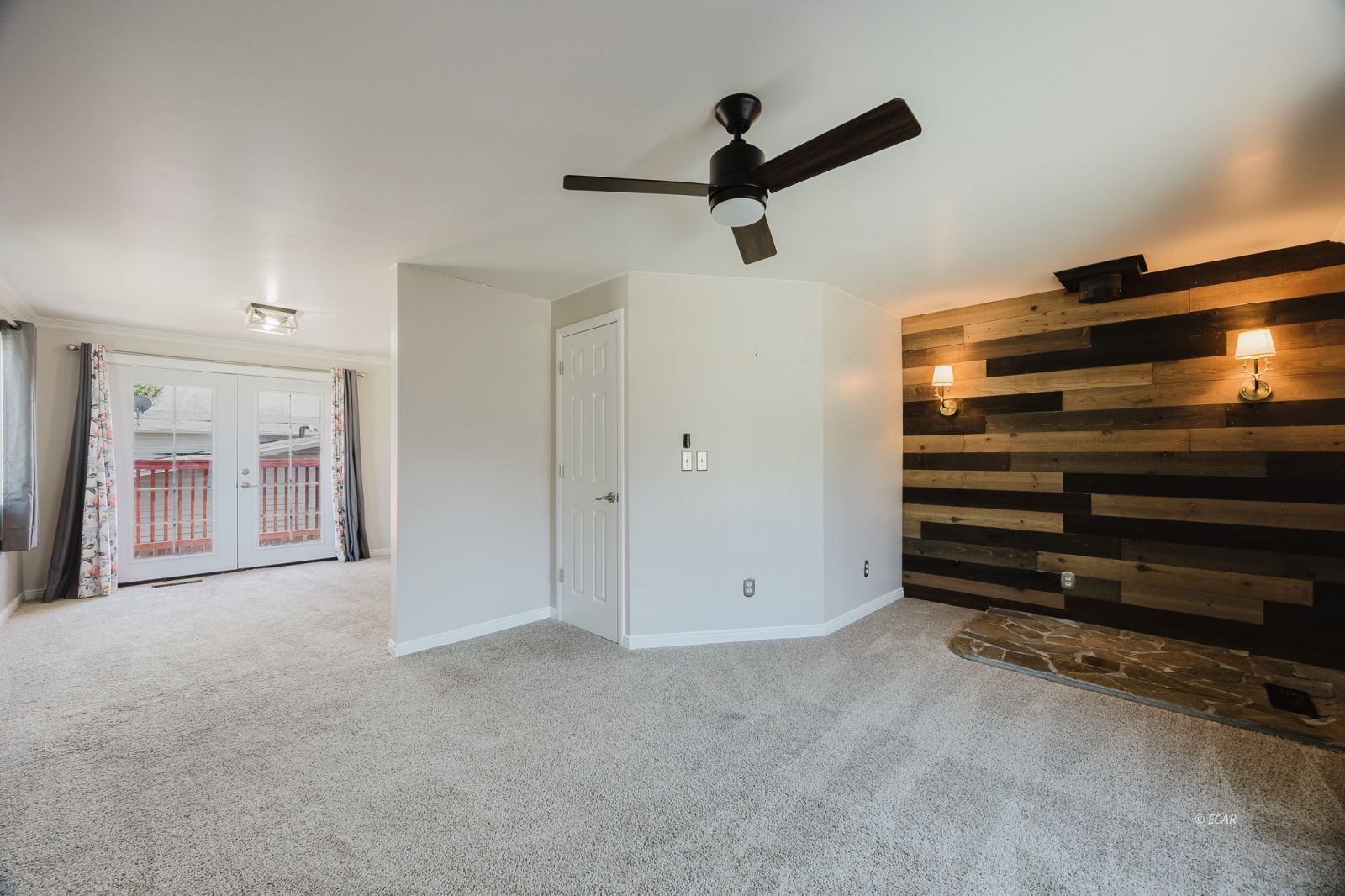 841 Hillside Drive Property Photo 40