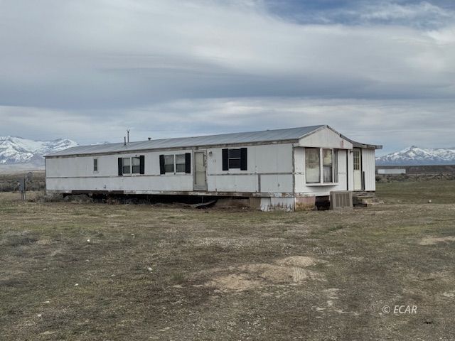 10954 Wood Avenue Property Photo
