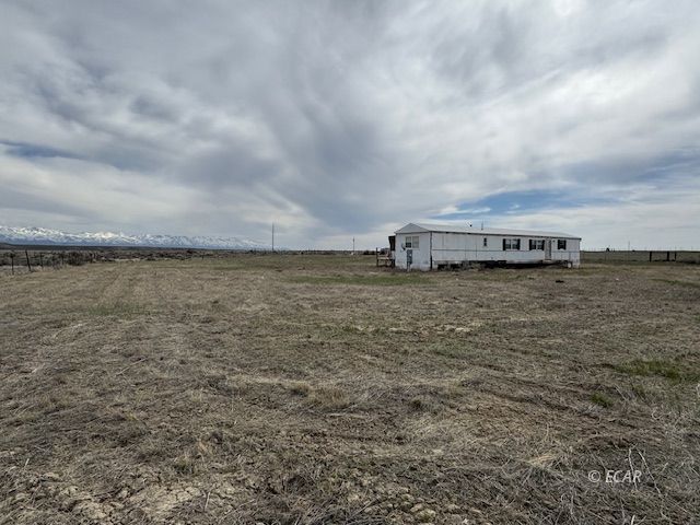 10954 Wood Avenue Property Photo 5