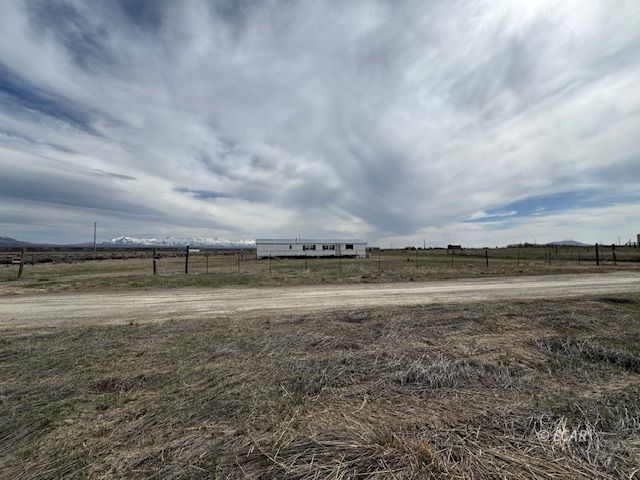 10954 Wood Avenue Property Photo 6