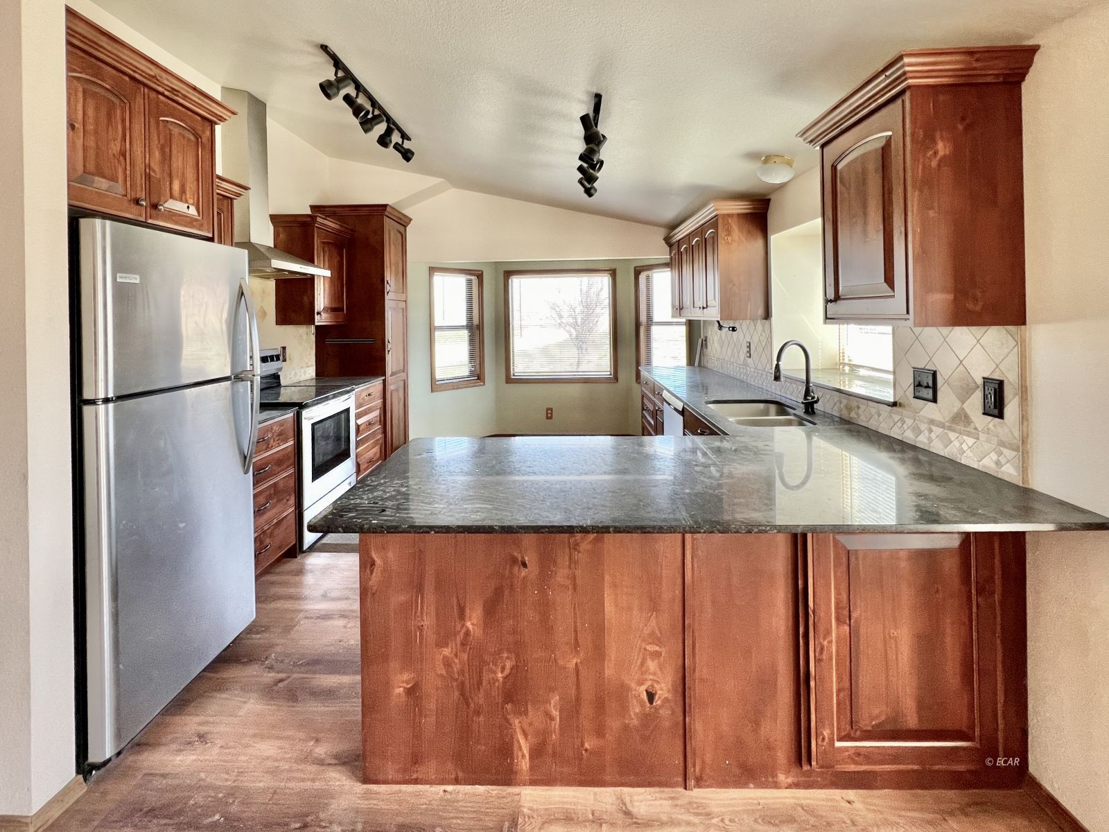 440 Foxridge Drive Property Photo 2