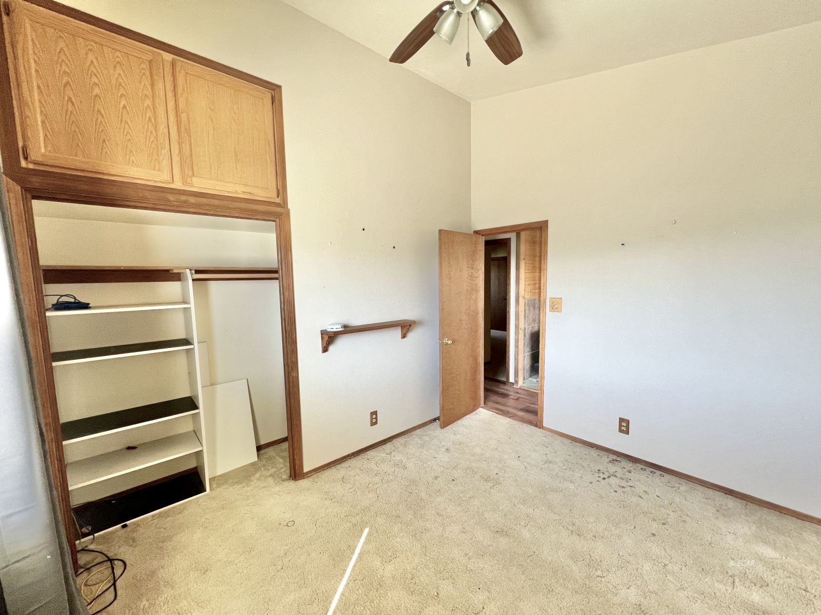 440 Foxridge Drive Property Photo 16