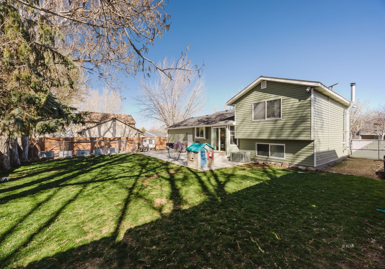 609 Pinecone Circle Property Photo 28