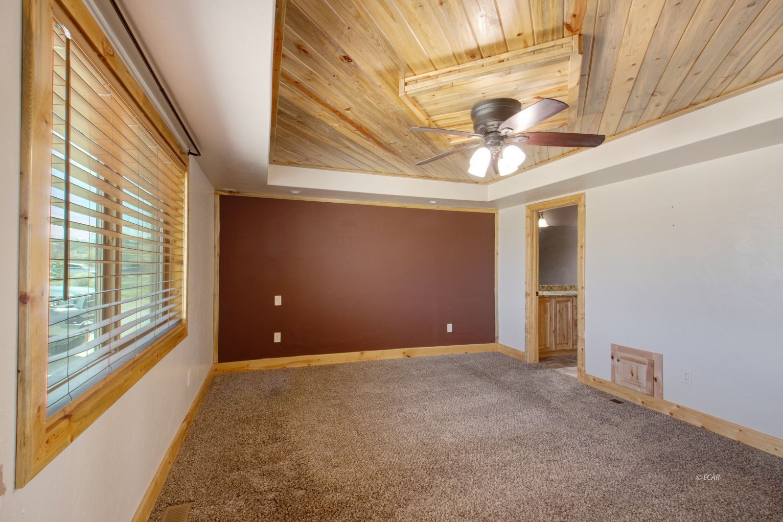 282 Northglen Drive Property Photo 16