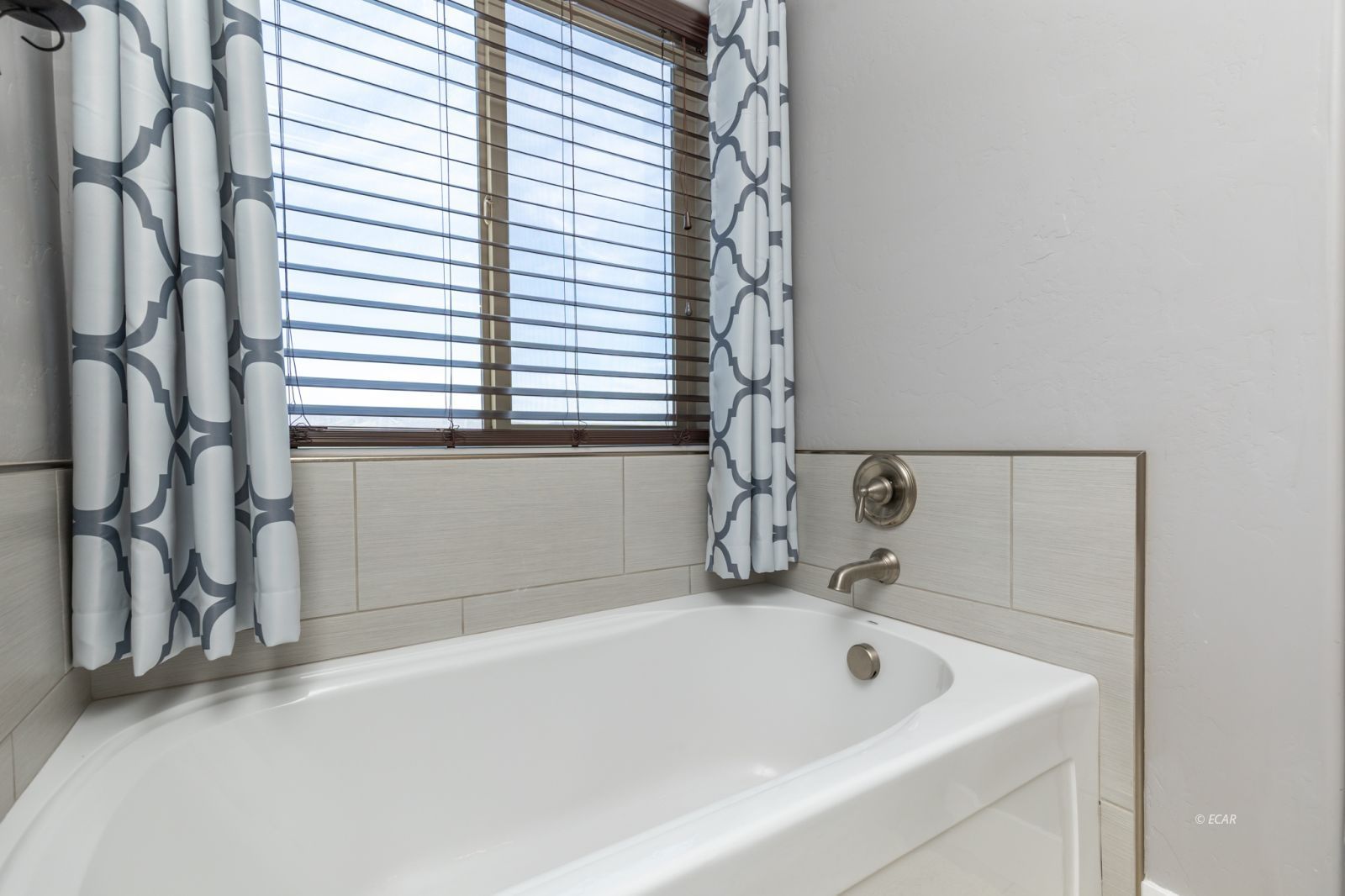 2450 Khoury Lane Property Photo 23