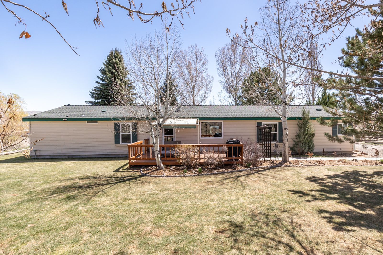 1925 Antler Road Property Photo 41